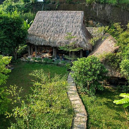 Dinh Gia Trang - Homestay & Coffee The Ruong Eksteriør bilde